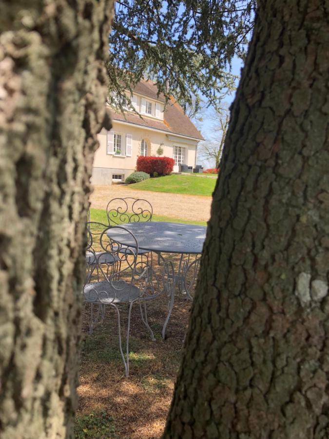 サン・モール La Ferme D'Aigurolles Bed & Breakfast エクステリア 写真